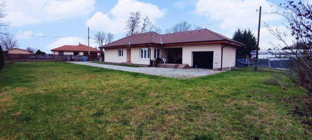 Eladó családi ház, Nyíregyházán 88.5 M Ft, 4 szobás