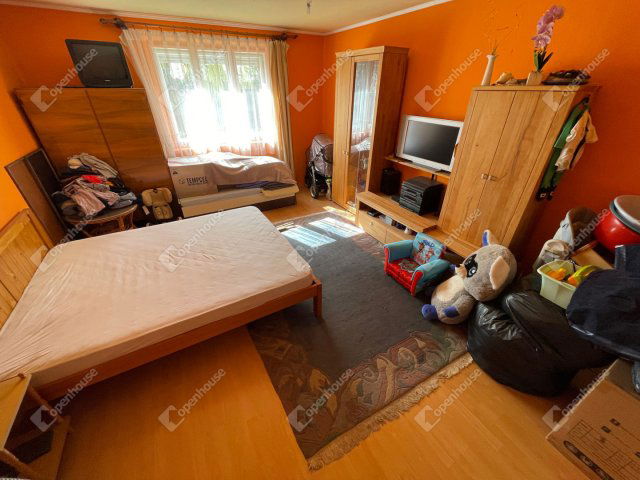 Eladó családi ház, Polgárdin 30 M Ft, 4 szobás