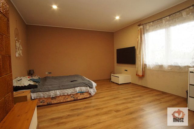 Eladó családi ház, Kisunyomon 52 M Ft, 6 szobás