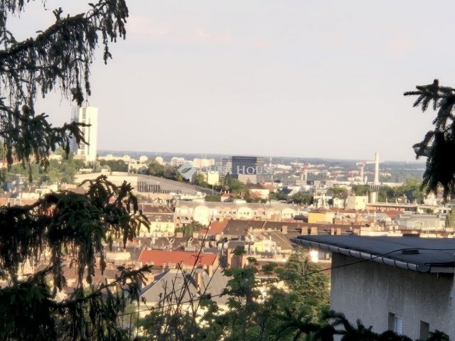 Eladó téglalakás, Budapesten, XII. kerületben 129 M Ft, 2 szobás