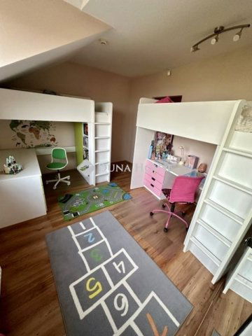 Eladó családi ház, Piliscsabán 199.9 M Ft, 5 szobás