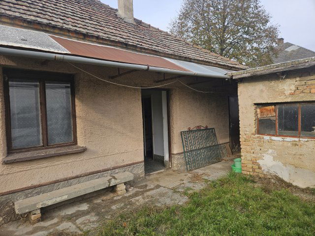 Eladó családi ház, Töltéstaván 28.9 M Ft, 2 szobás