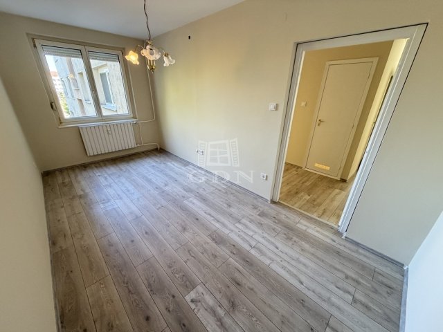 Kiadó panellakás, albérlet, Székesfehérvárott 165 E Ft / hó