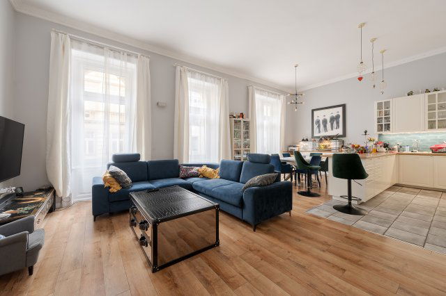 Eladó téglalakás, Budapesten, VII. kerületben 139 M Ft, 4 szobás