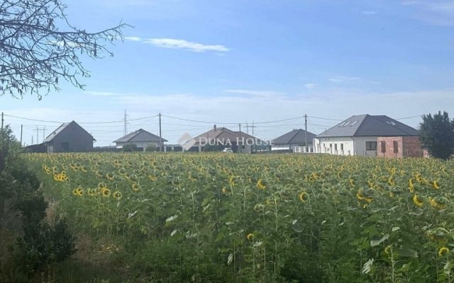 Eladó telek, Kartalon 38 M Ft / költözzbe.hu