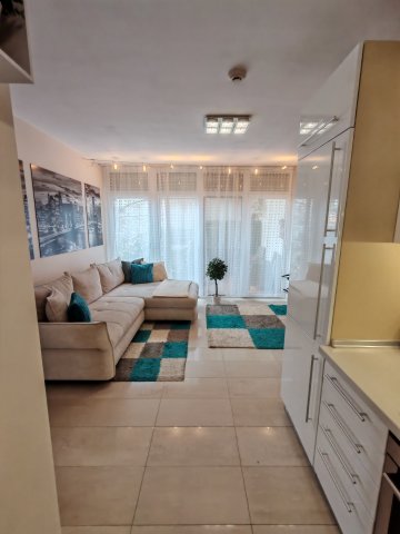 Eladó téglalakás, Szegeden, Csongrádi sugárúton 73.9 M Ft