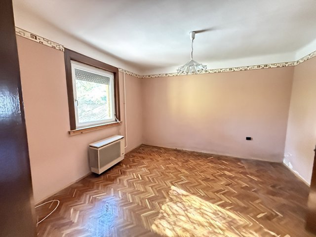 Eladó családi ház, Dabason 59.5 M Ft, 2 szobás