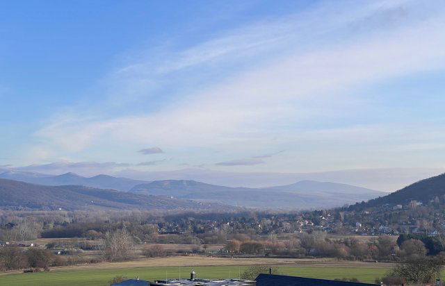 Eladó családi ház, Esztergomban 145 M Ft, 4 szobás