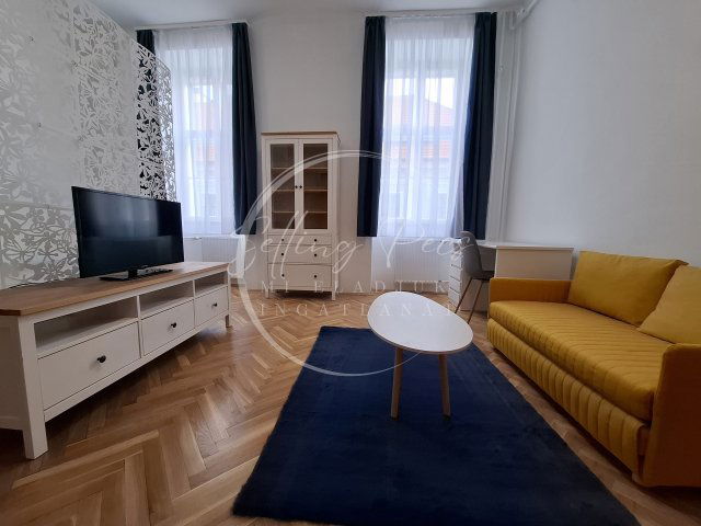 Kiadó téglalakás, albérlet, Pécsett, Majorossy Imre utcában