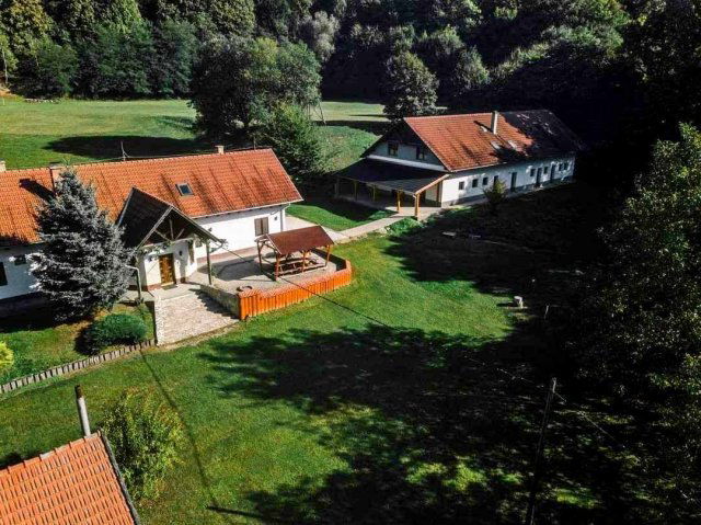Eladó hotel, Nagybarcán 158 M Ft / költözzbe.hu