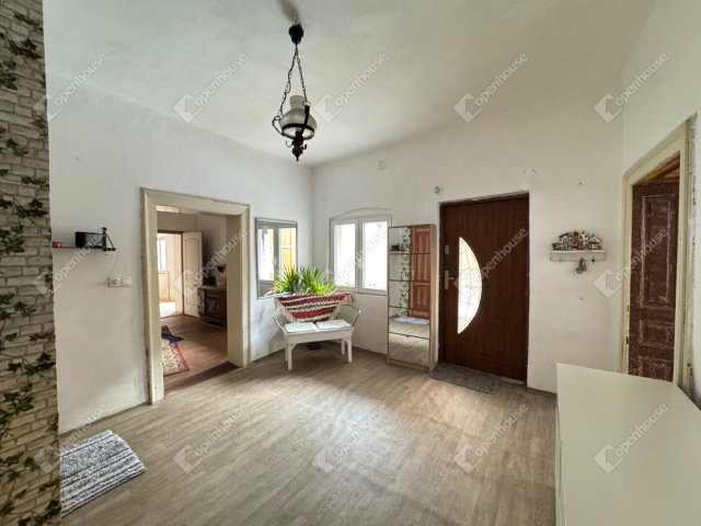 Eladó családi ház, Gencsapátiban 48 M Ft, 3 szobás