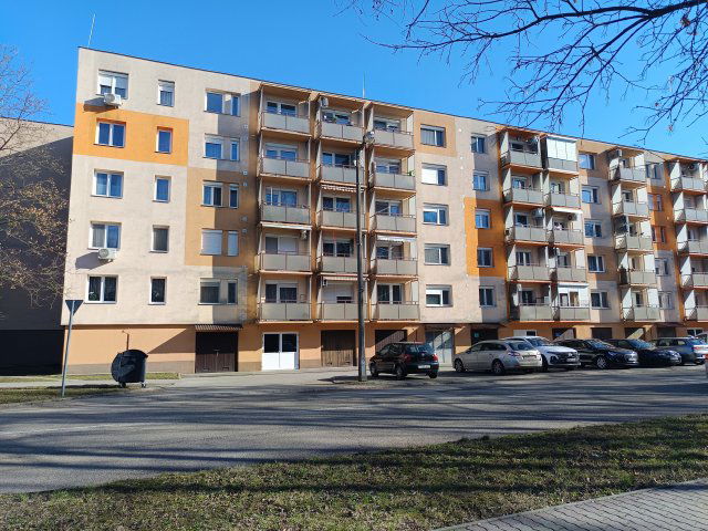 Kiadó panellakás, albérlet, Tiszaújvárosban 110 E Ft / hó