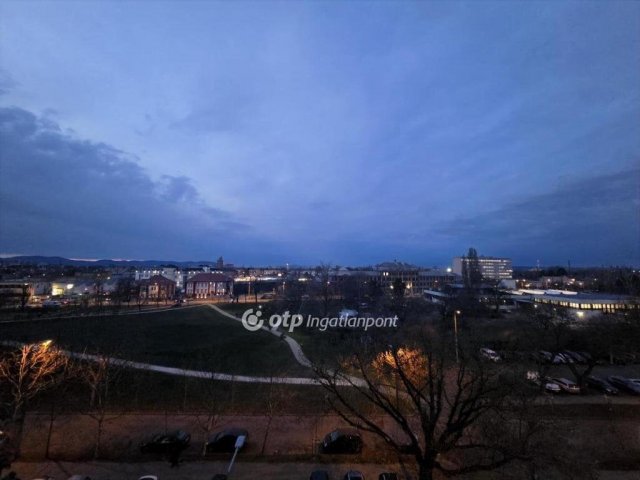 Eladó panellakás, Budapesten, IV. kerületben 73.9 M Ft