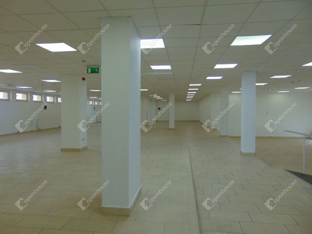 Kiadó üzlethelyiség, Miskolcon 1350 E Ft / hó, 5 szobás