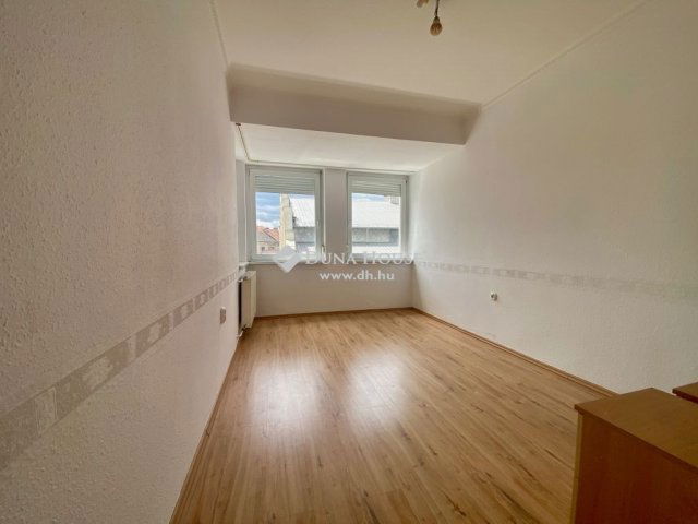 Eladó téglalakás, Budapesten, XX. kerületben 62.9 M Ft, 2 szobás