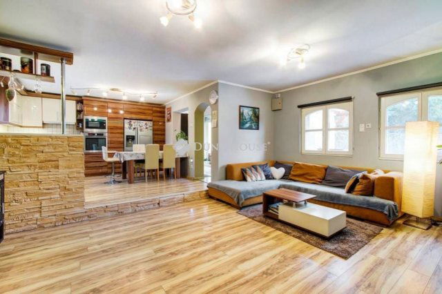 Eladó családi ház, Budakeszin 109 M Ft, 5 szobás