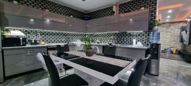 Eladó családi ház, Budapesten, XV. kerületben, Batthyány utcában