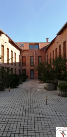 Kiadó téglalakás, albérlet, Pécsett 200 E Ft / hó, 1+1 szobás