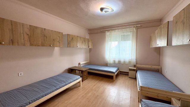 Kiadó családi ház, albérlet, Debrecenben 750 E Ft / hó