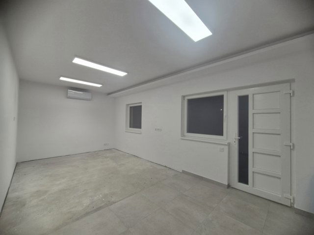 Kiadó üzlethelyiség, Budapesten, III. kerületben 250 E Ft / hó