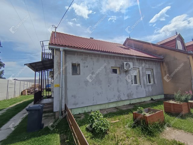 Eladó családi ház, Kadarkúton 36.99 M Ft, 4 szobás