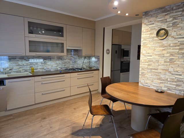 Kiadó téglalakás, albérlet, Budapesten, II. kerületben