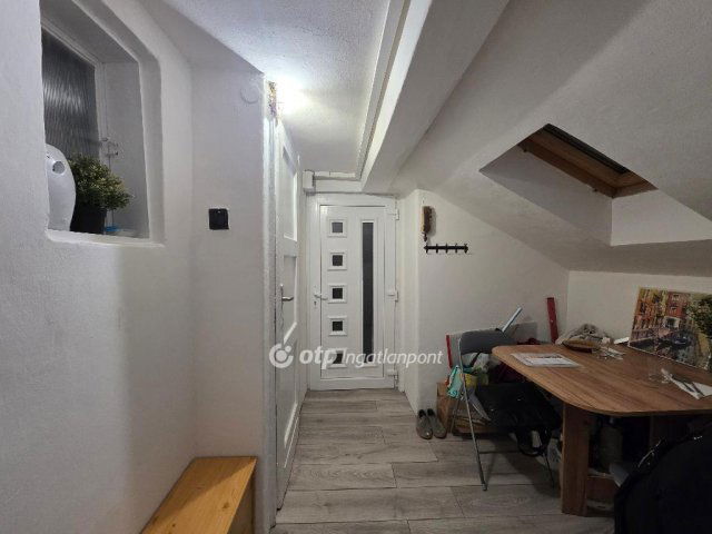 Eladó téglalakás, Budapesten, X. kerületben 43.5 M Ft, 2 szobás