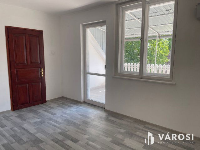 Eladó ikerház, Békéscsabán 26.9 M Ft, 3 szobás