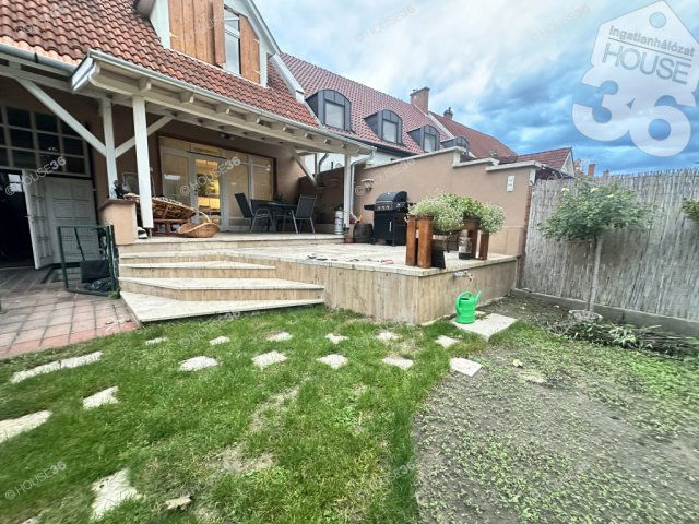 Eladó téglalakás, Kecskeméten 83.9 M Ft, 5 szobás