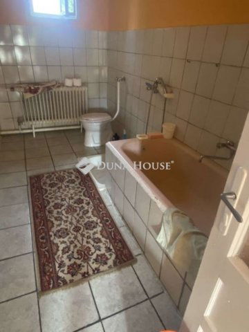 Eladó családi ház, Gádoroson 15 M Ft, 2 szobás