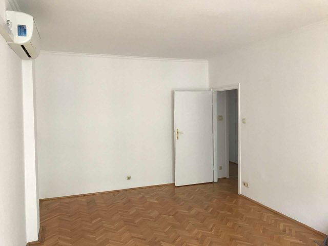 Kiadó panellakás, albérlet, XIII. kerületben, Csanády utcában