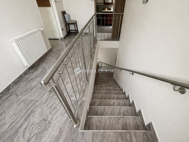Eladó családi ház, Budapesten, XX. kerületben 168.9 M Ft