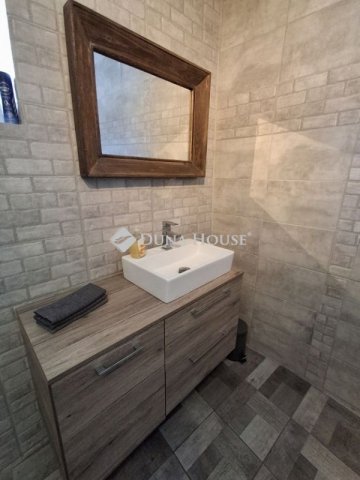 Eladó családi ház, Pusztaszeren 85 M Ft, 4 szobás