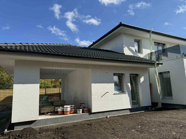 Eladó családi ház, Siófokon 120 M Ft, 3 szobás