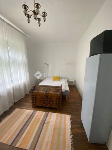Eladó családi ház, Mencshelyen 99 M Ft, 3 szobás