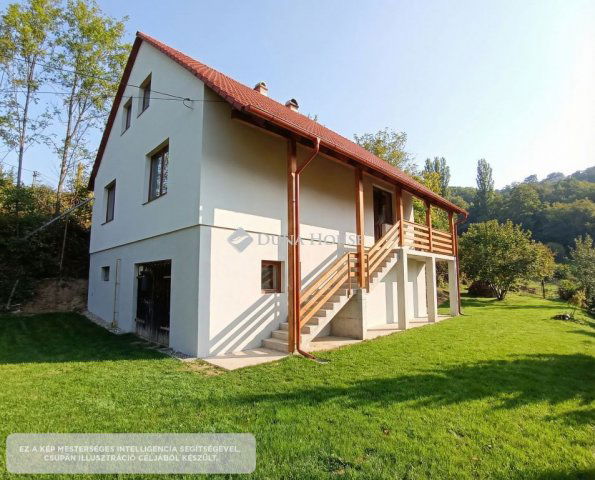 Eladó családi ház, Csabdiban 85 M Ft, 2 szobás