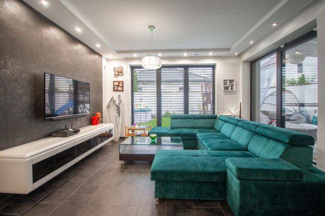 Eladó családi ház, Levélen 127 M Ft, 5 szobás