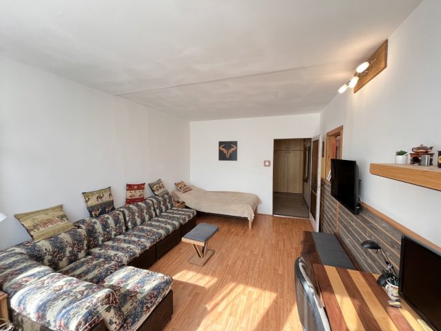 Eladó panellakás, Kaposváron, Honvéd utcában 34.49 M Ft