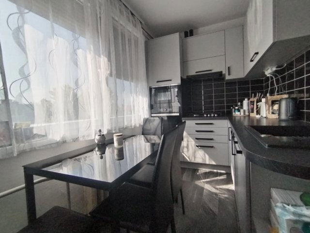 Eladó panellakás, Szegeden 45.9 M Ft, 2 szobás