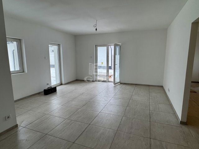 Eladó ikerház, Bicskén 89.9 M Ft, 2+2 szobás