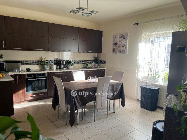 Eladó ikerház, Budapesten, XXI. kerületben 169.9 M Ft, 6+1 szobás