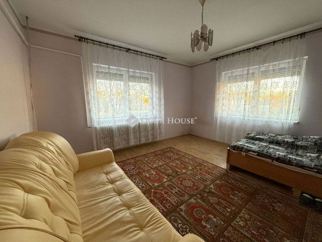 Eladó családi ház, Kecskeméten 64.9 M Ft, 3 szobás
