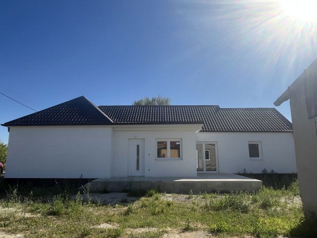 Eladó családi ház, Gyömörén 49.9 M Ft, 4 szobás