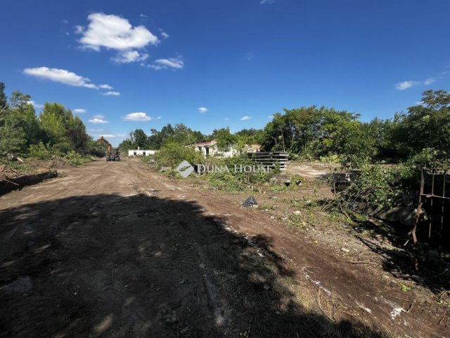 Eladó telek, Etyeken 330 M Ft / költözzbe.hu