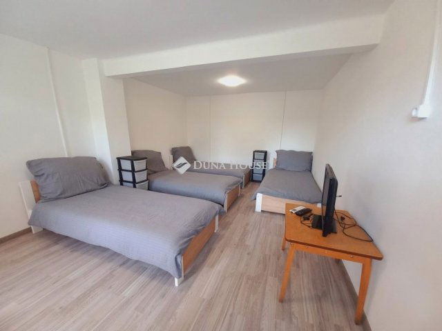 Kiadó családi ház, albérlet, Nagydorogon 900 E Ft / hó
