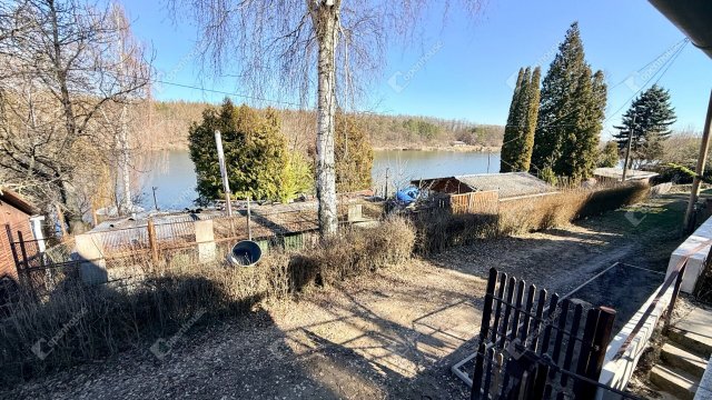Eladó nyaraló, Gombán 29.5 M Ft, 2 szobás / költözzbe.hu