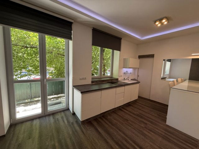 Eladó téglalakás, Budapesten, III. kerületben 75 M Ft, 1 szobás