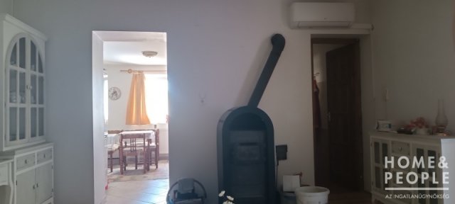 Eladó családi ház, Öttömösön 36.7 M Ft, 2+2 szobás