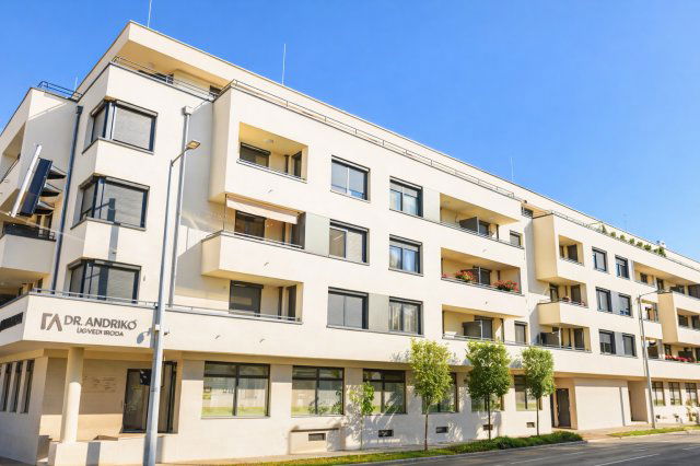 Kiadó téglalakás, albérlet, Debrecenben 299 E Ft / hó, 3 szobás