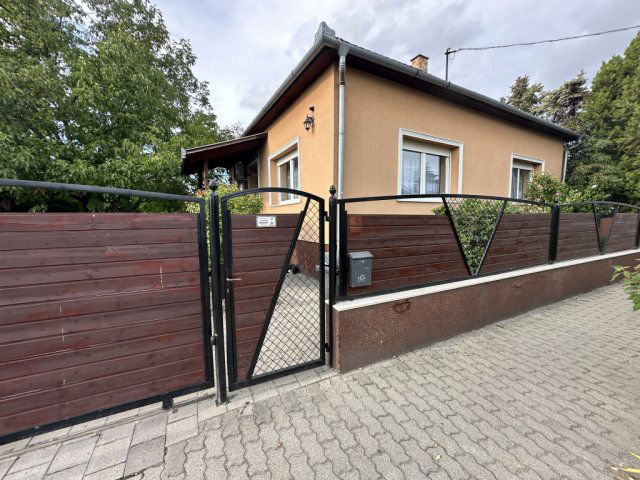 Eladó családi ház, Dabason 129.9 M Ft, 3 szobás